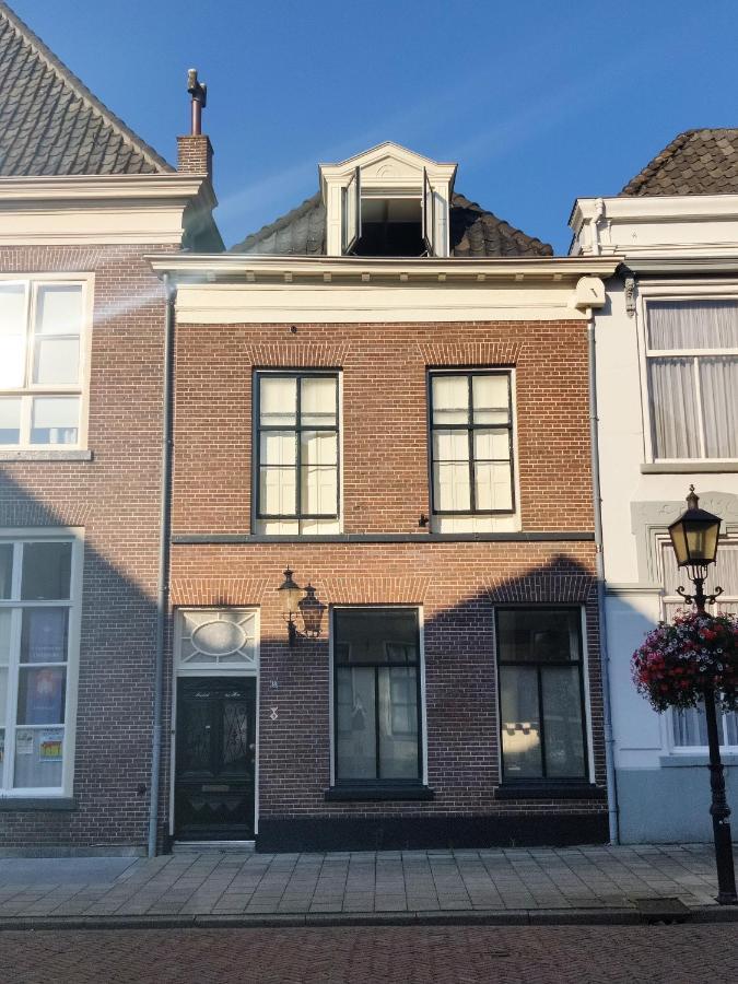 De Buurvrouw Nr.18 Panzió Doesburg Kültér fotó